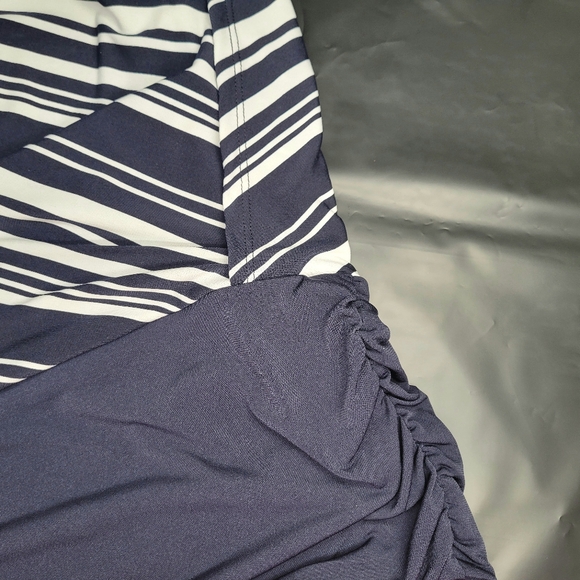 Chicos Knit Kit Stripe Variance Topper Size 3 Large Banded Hem Shirred Navy NWT - Picture 12 of 15